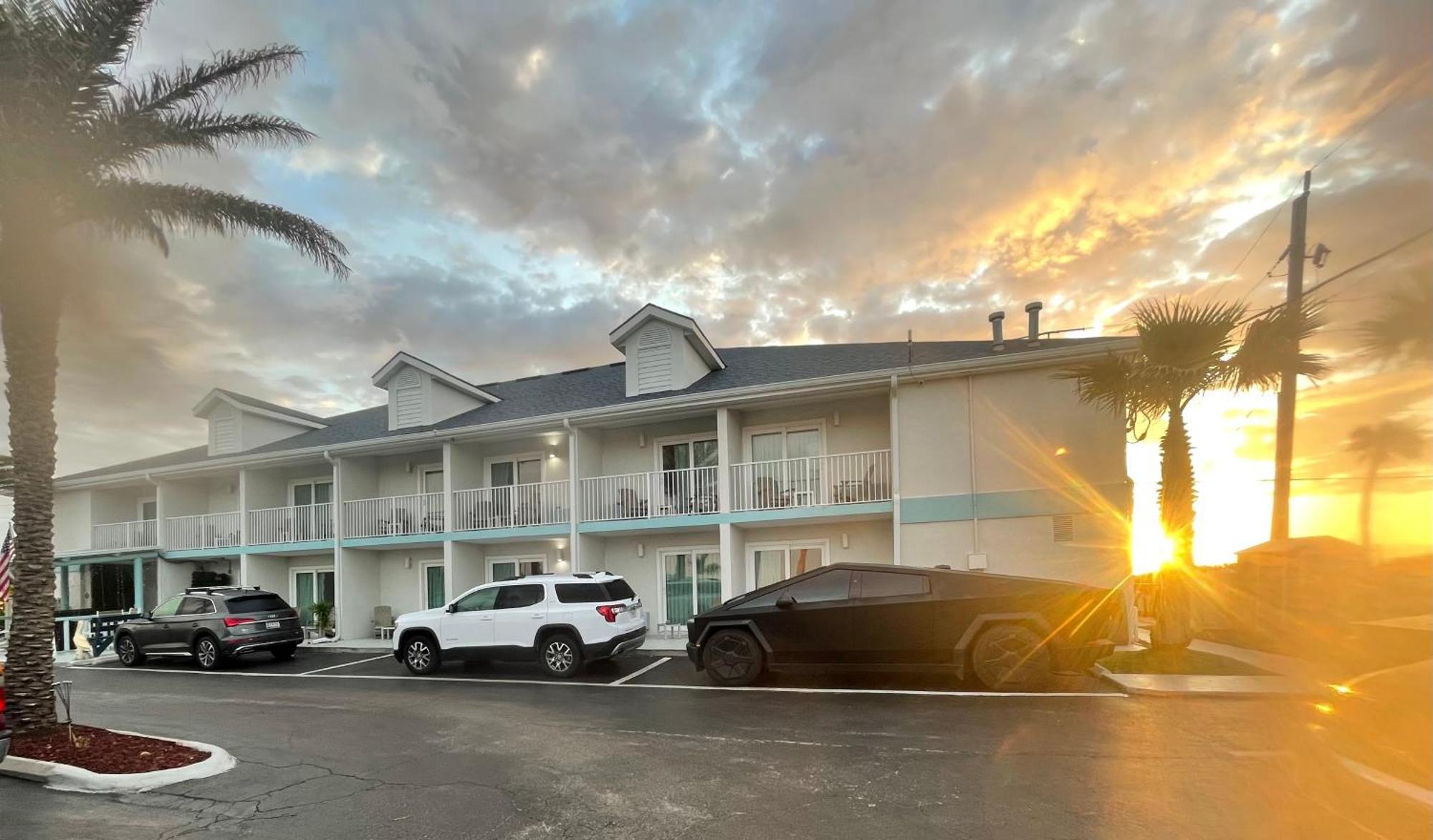 Ocean Sands Beach Inn (Adults Only) St. Augustine Exteriör bild
